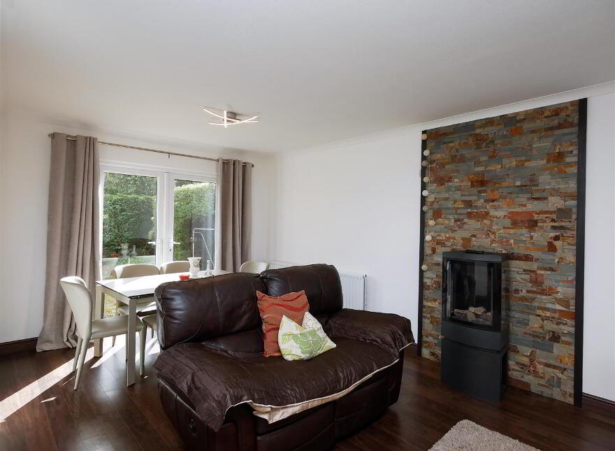 10 Glenhugh Crescent, Off Beechill Road, Belfast, BT8 7PG
