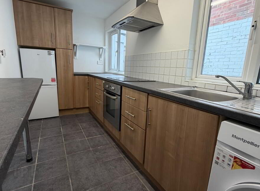 52 Melrose Street, Belfast, BT9 7DN