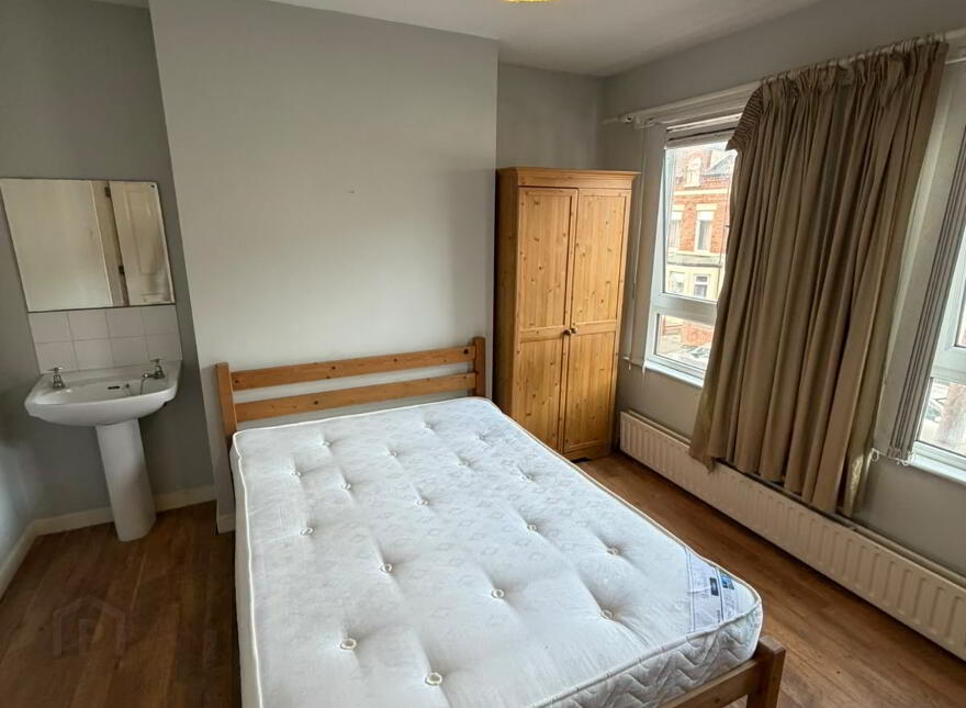 52 Melrose Street, Belfast, BT9 7DN