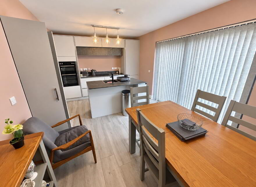 4 Westpoint Drive, Donegal Town, F94WPF1