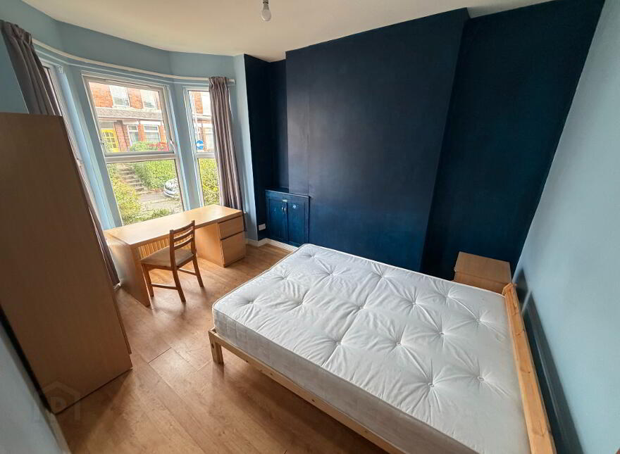 13 Stranmillis St, Belfast, BT9 5FE