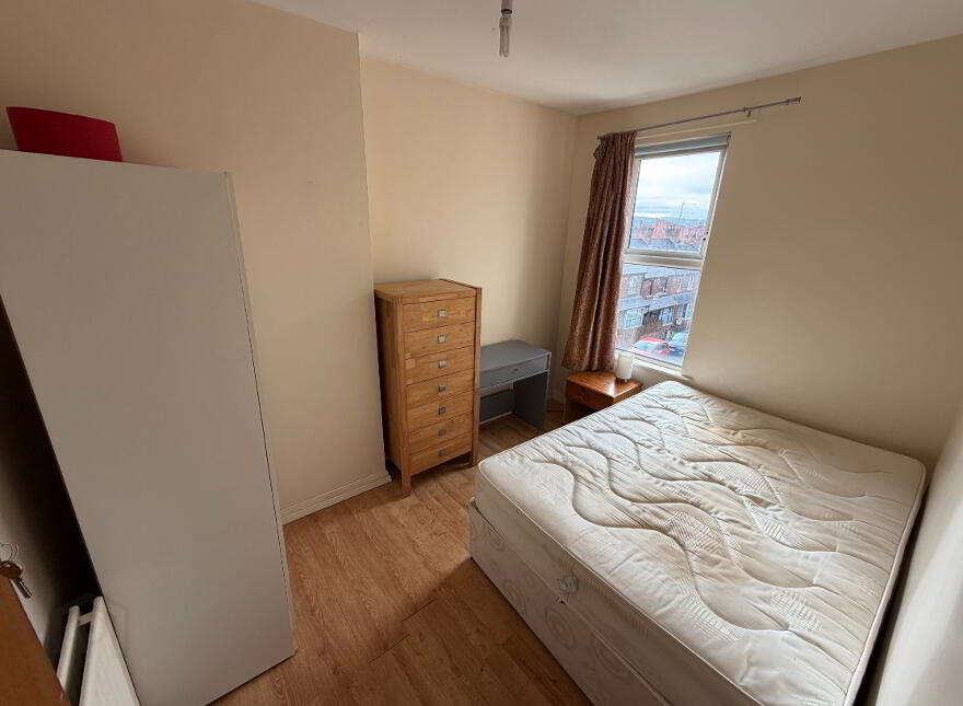 13 Stranmillis St, Belfast, BT9 5FE