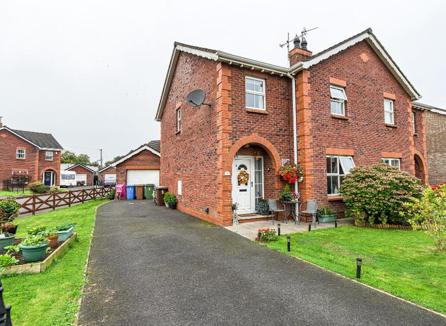 5 Lockvale Manor, Aghalee, BT67 0LU