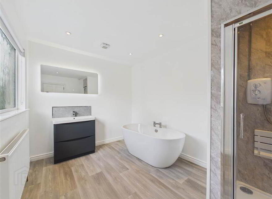 11 Parkmount Road, Belfast, BT15 4EQ