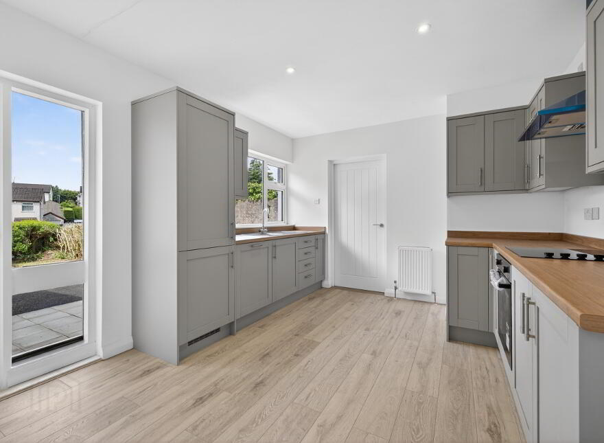 35 Rowallane Drive, Ballymena, BT43 6JF