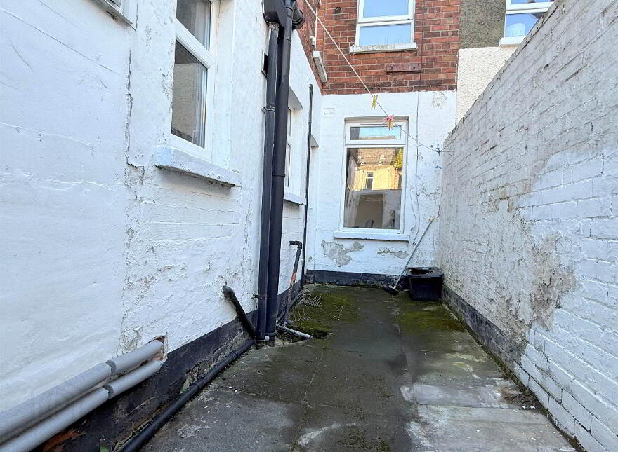 194 Ravenhill Avenue, Belfast, BT6 8LL