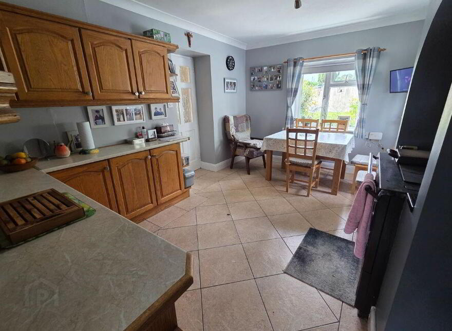 The Cottage, Mitchelstown Road, Cahir, E21FD23