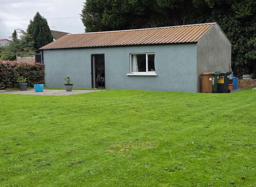 The Cottage, Mitchelstown Road, Cahir, E21FD23