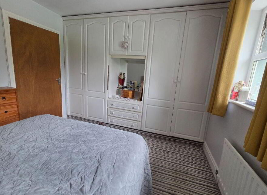 The Cottage, Mitchelstown Road, Cahir, E21FD23
