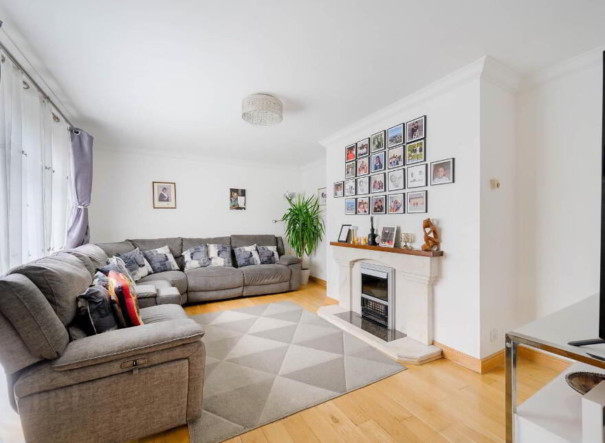 70 Grangewood Road, Dundonald, Belfast, BT16 1GB