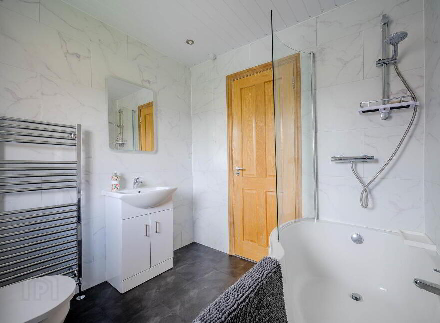 70 Grangewood Road, Dundonald, Belfast, BT16 1GB