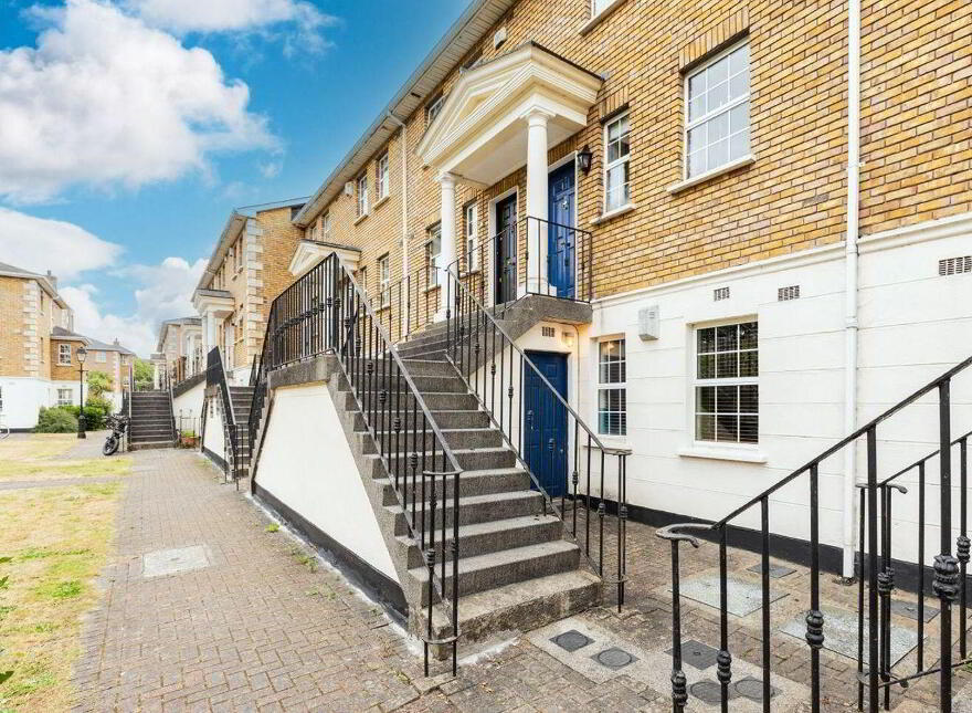 Bridge Water Quay, Conyngham Road, Islandbridge, Islandbridge, D08RV85