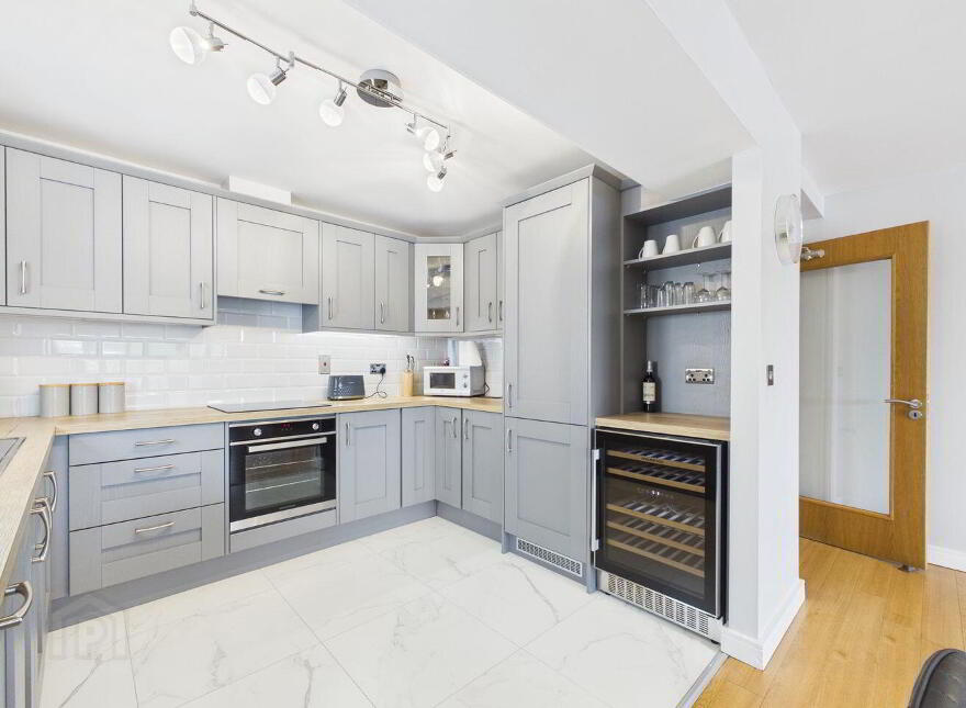 B22 Bastion Quay, Deerpark Road, Athlone, N37W596
