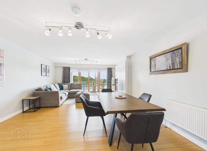 B22 Bastion Quay, Deerpark Road, Athlone, N37W596