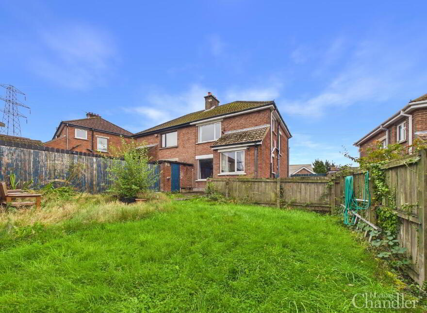 14 Glenholm Crescent, Belfast, BT8 6LS