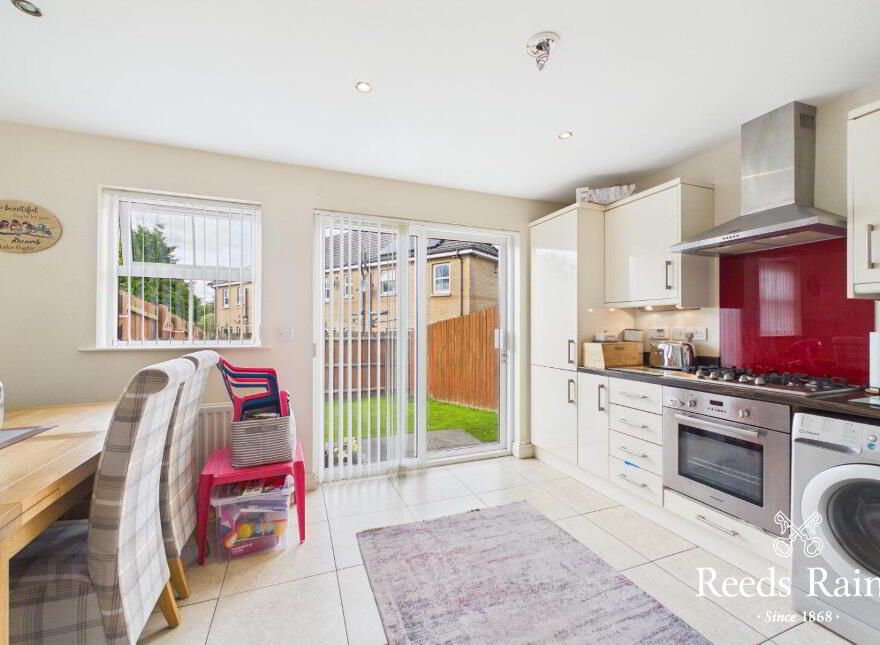 10 Mornington Way, Lisburn, BT28 2WT