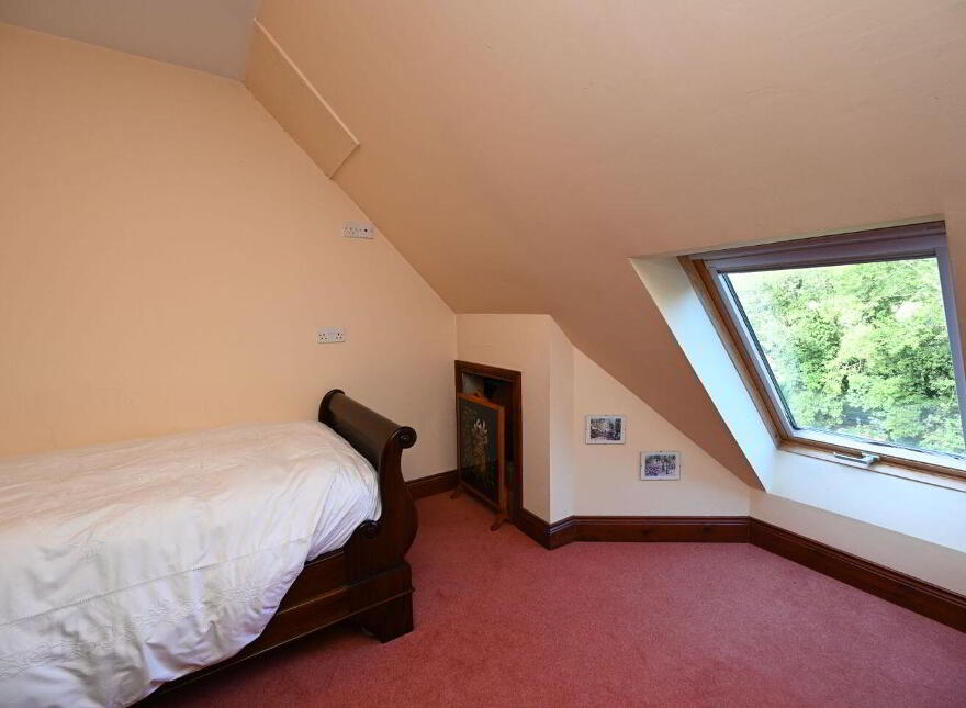 Woodbrook Lodge, Kilmurry, Kilworth, P61Y971
