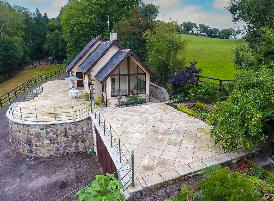 Woodbrook Lodge, Kilmurry, Kilworth, P61Y971