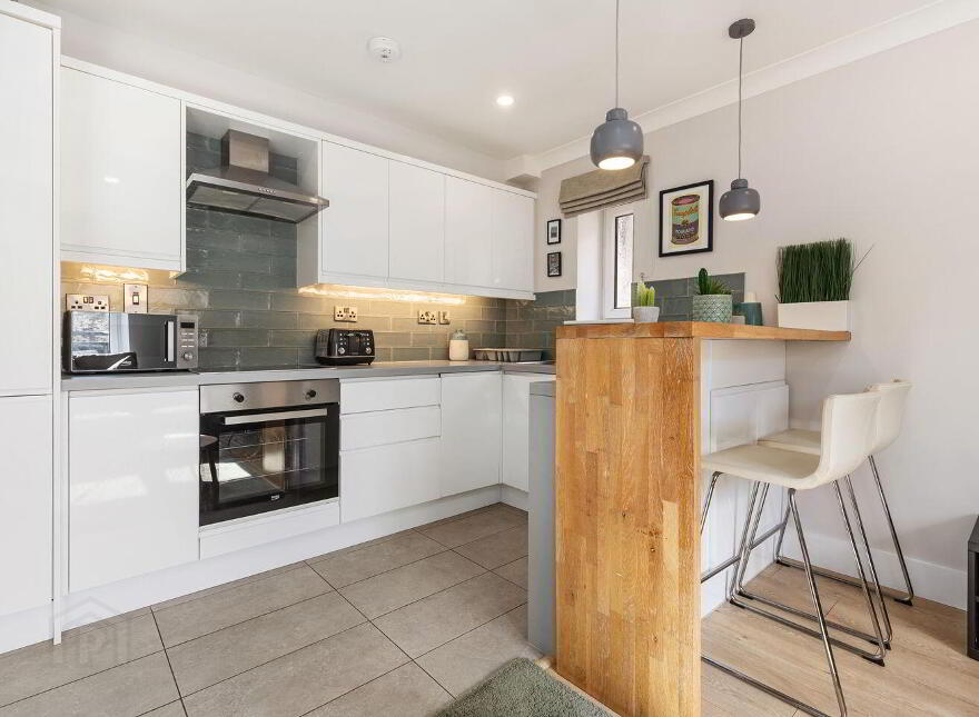 Apartment 14 6 Usher's Quay, Dublin 8, D08K76T