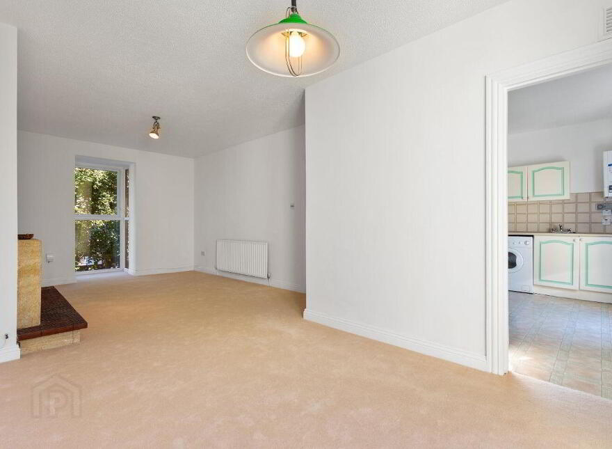 8 Woodlawn House, Woodlawn Park, Dún Laoghaire, Dun Laoghaire, A96PX39