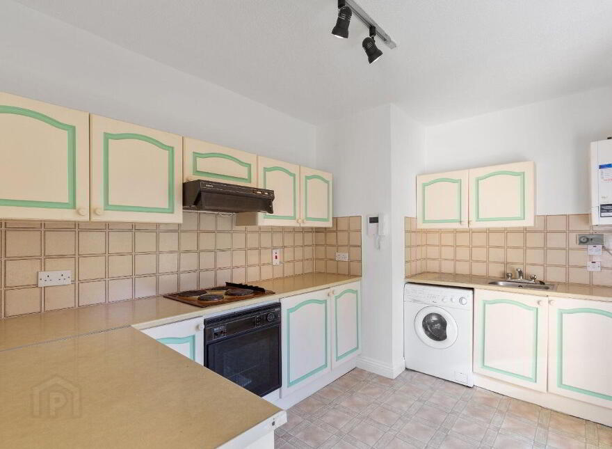 8 Woodlawn House, Woodlawn Park, Dún Laoghaire, Dun Laoghaire, A96PX39