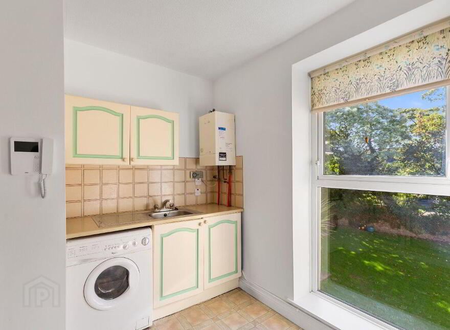 8 Woodlawn House, Woodlawn Park, Dún Laoghaire, Dun Laoghaire, A96PX39