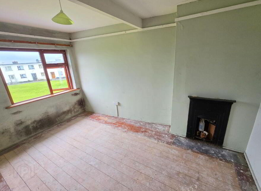 13 The Crescent, Miltown Malbay, V95C5F9
