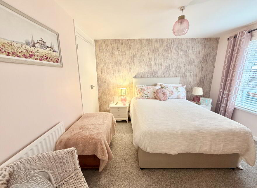 6 Butler Crescent, Strathfoyle, Waterside, Derry, BT47 6XY