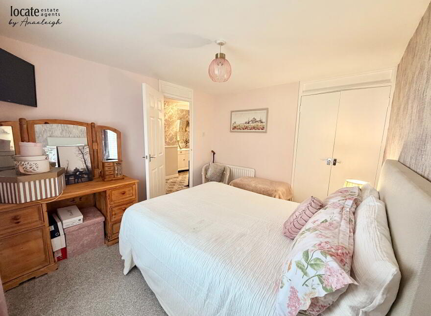 6 Butler Crescent, Strathfoyle, Waterside, Derry, BT47 6XY