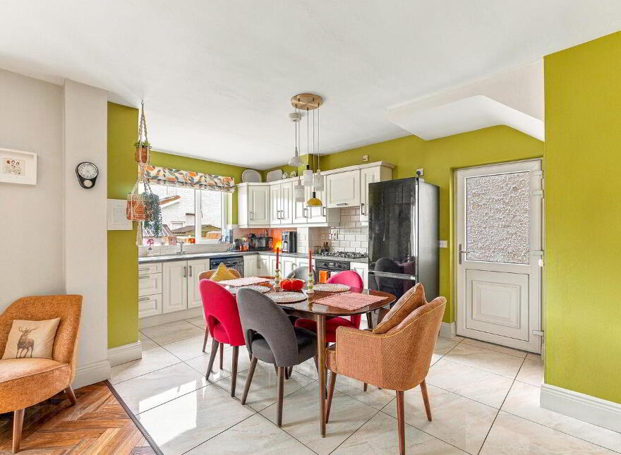 13 Ballymany Park, Newbridge, W12F982