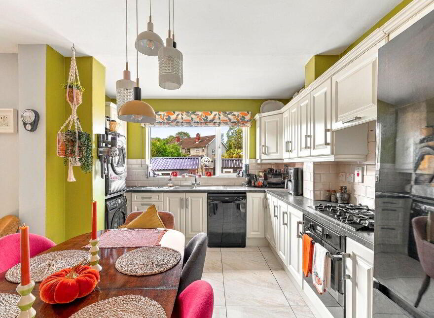 13 Ballymany Park, Newbridge, W12F982