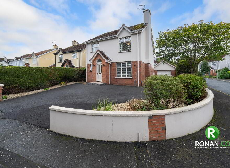 28 Tulacorr Gardens, Strabane, BT82 8RB