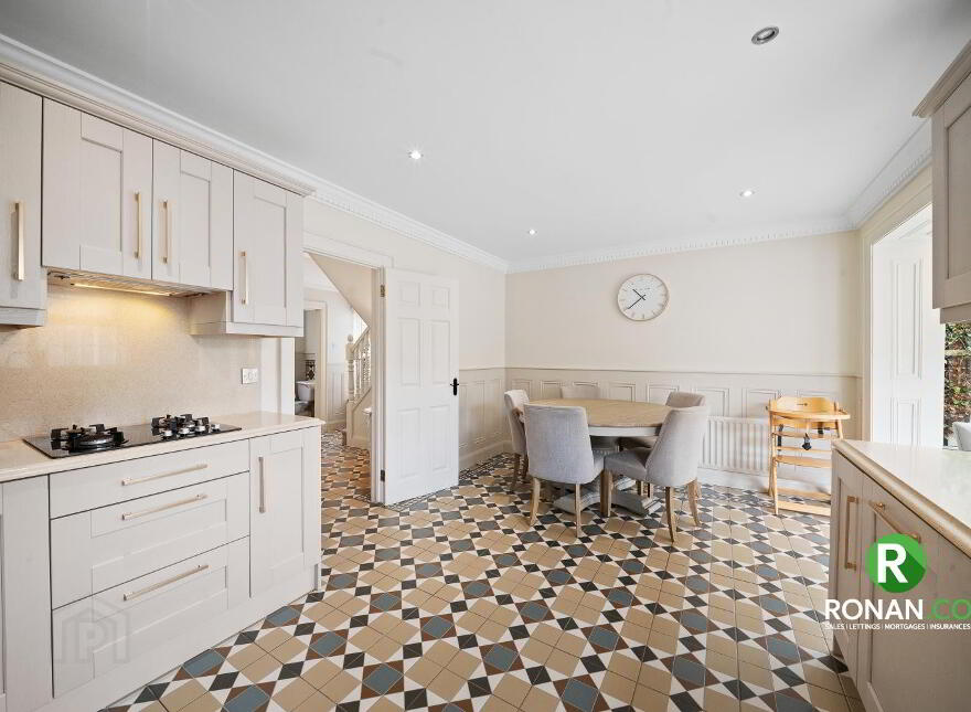 28 Tulacorr Gardens, Strabane, BT82 8RB