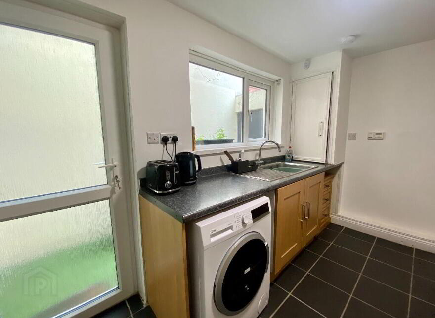 29 Seaview Street, Belfast, BT15 3EA