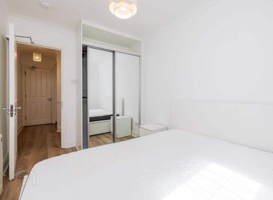 Apartment 4 Aston Abbey 10 Aston Quay, Temple Bar, Temple Bar, D02DH74