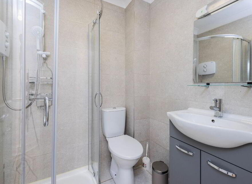 Apartment 4 Aston Abbey 10 Aston Quay, Temple Bar, Temple Bar, D02DH74