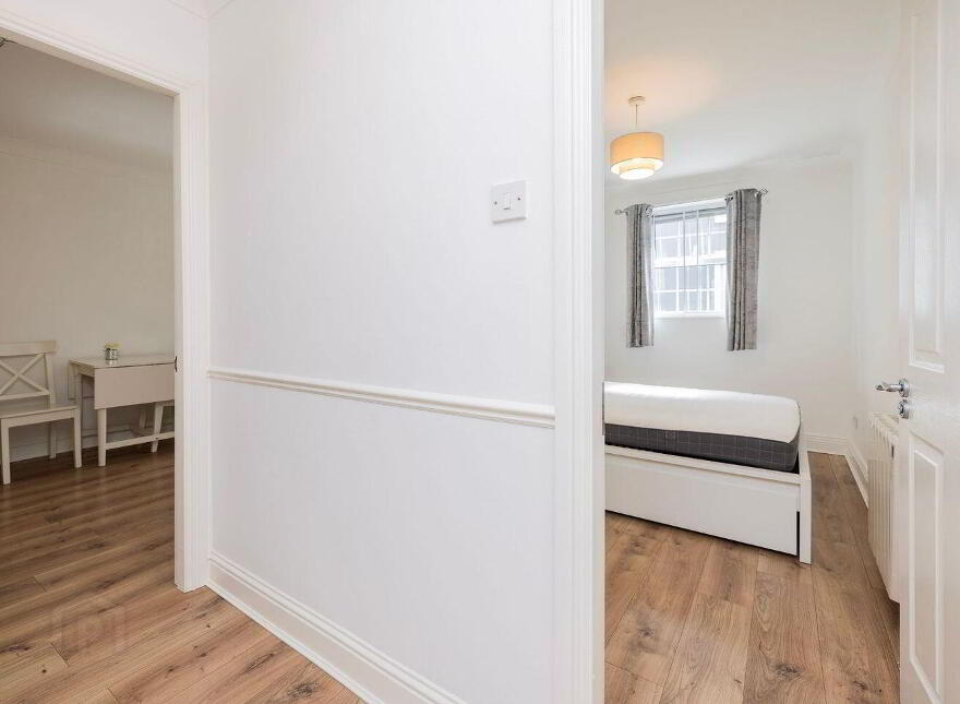 Apartment 4 Aston Abbey 10 Aston Quay, Temple Bar, Temple Bar, D02DH74