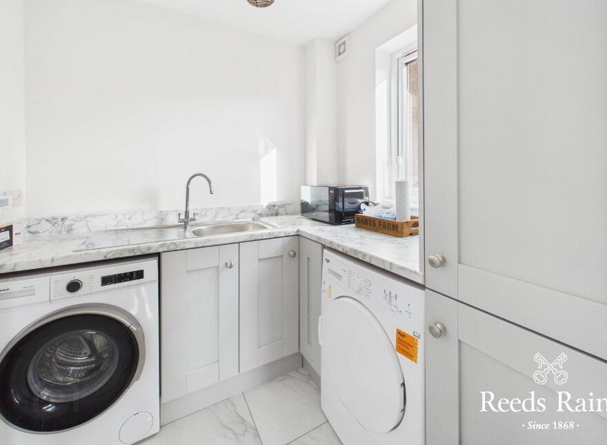 2 Bashford Park Road, Carrickfergus, BT38 7FR