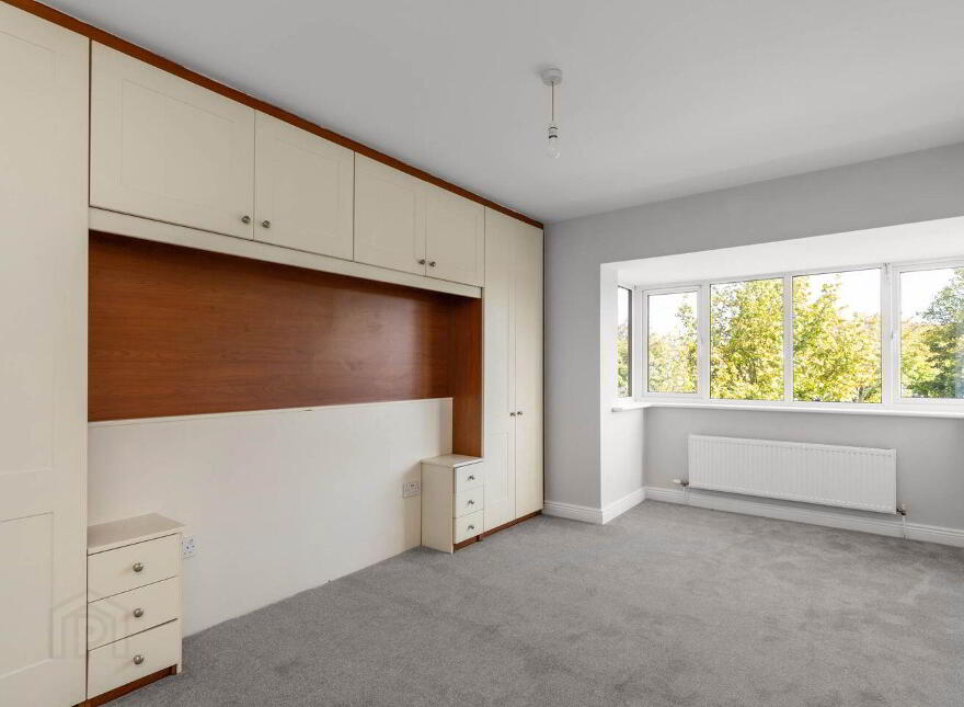 13 The Crescent, Dunboyne Castle, Dunboyne, A86K407