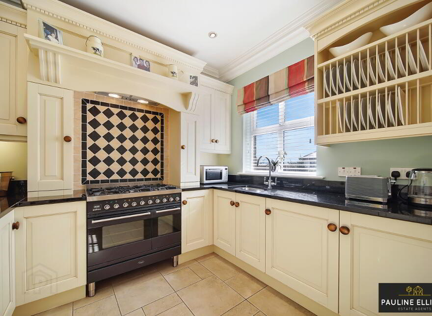 5 Drumlerry, Culmore Road, Derry, BT48 8GQ