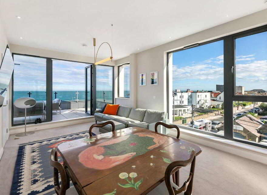 18 La Touche Cove, Cliff Road, Greystones, A63PC86