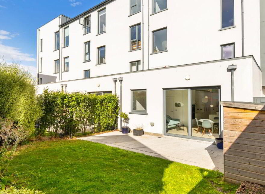 18 La Touche Cove, Cliff Road, Greystones, A63PC86