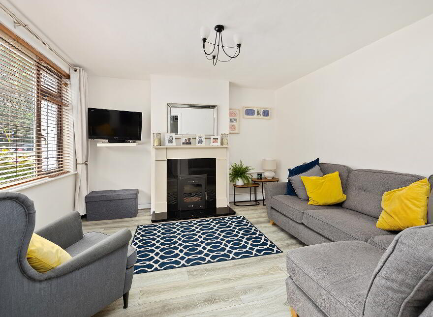 2 Sarsfield Park, Lucan, K78T6W4