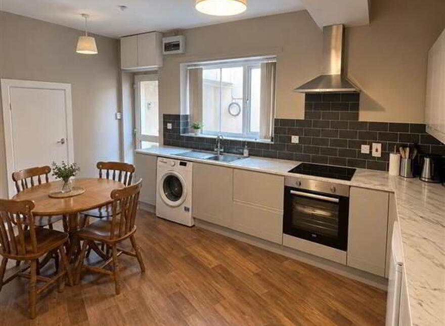 Springfield, Warrenpoint, Newry, BT34 3NW