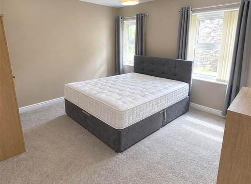 Springfield, Warrenpoint, Newry, BT34 3NW