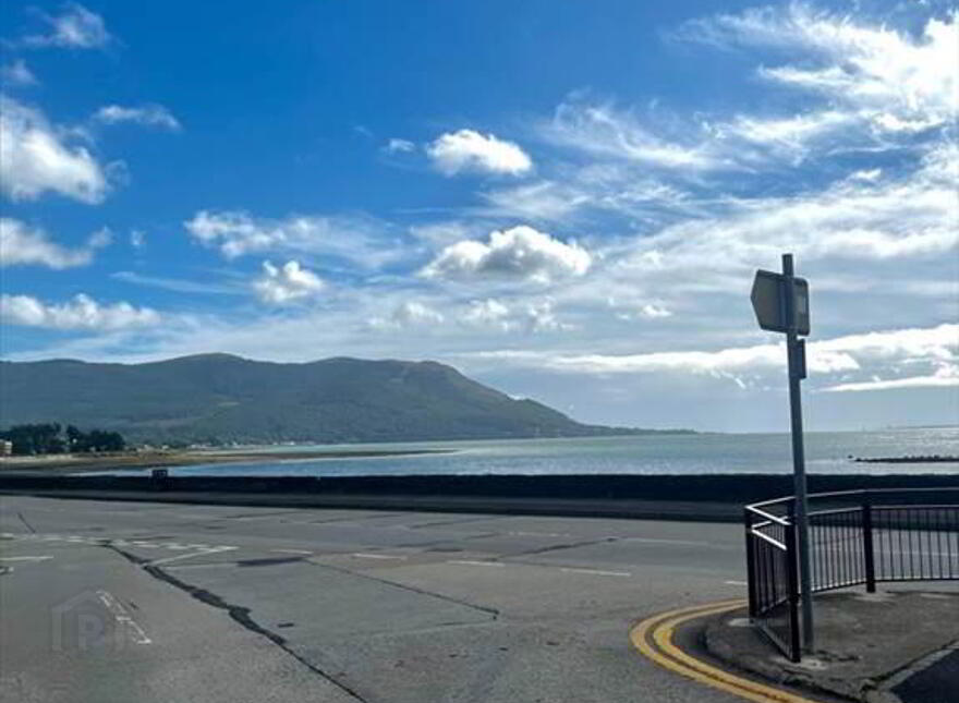 Springfield, Warrenpoint, Newry, BT34 3NW