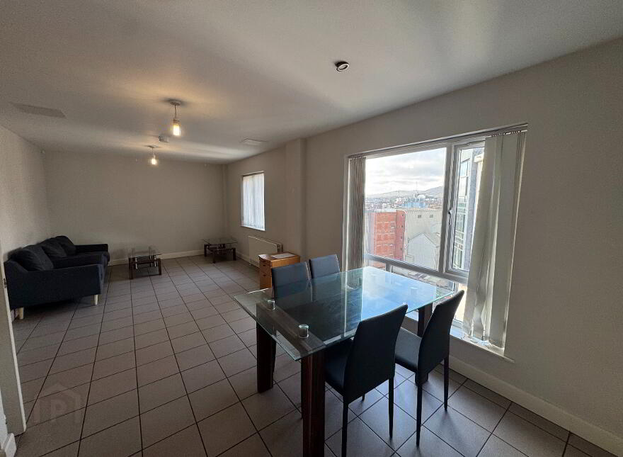 910 College Court Central, 56 King Street, Belfast, BT1 6BZ