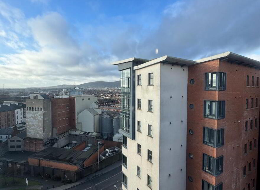 910 College Court Central, 56 King Street, Belfast, BT1 6BZ