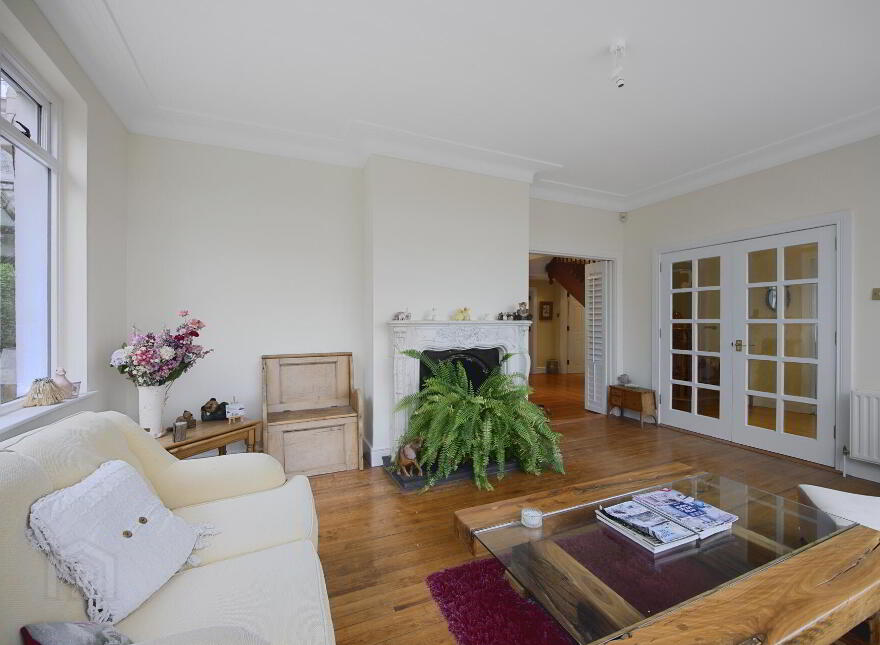 10 Ballaghmore Road, Portballintrae, BT57 8RH