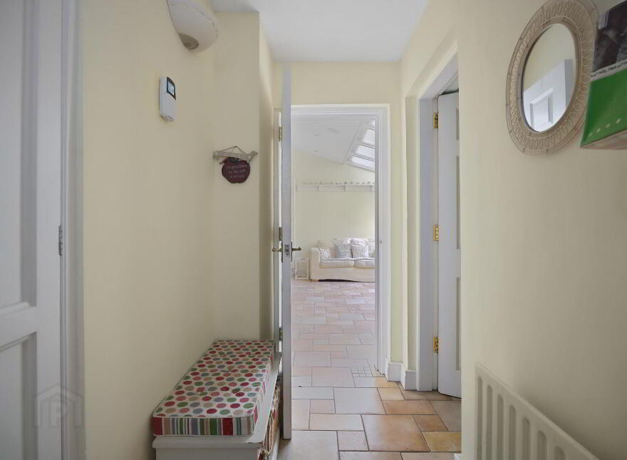 10 Ballaghmore Road, Portballintrae, BT57 8RH